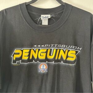 NHL Pittsburgh Penguins Vintage 2001 Stanley Cup Final Graphic T-Shirt
